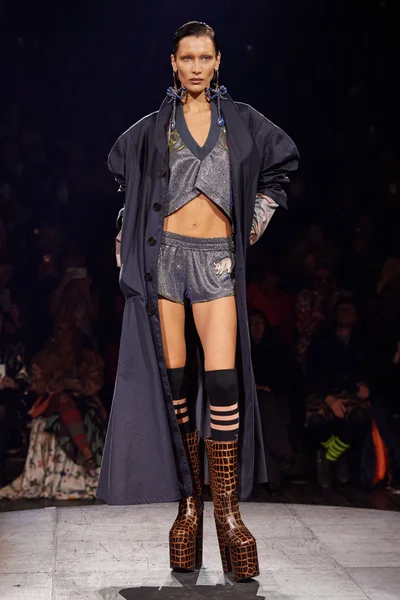 Look 29